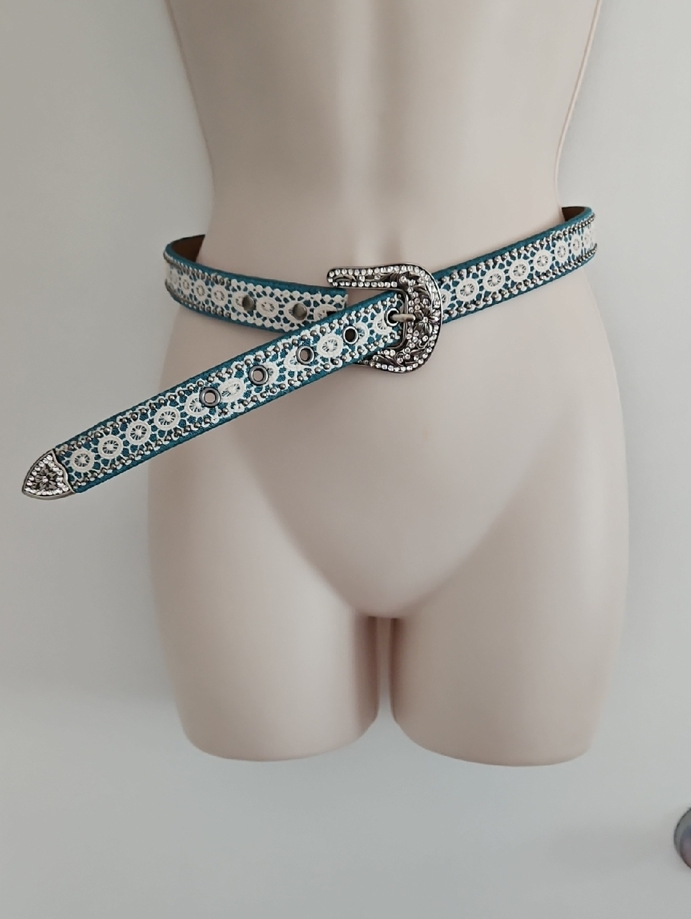 Shyanne Blue Lace Bling Leather Belt Size 26 1" Wide